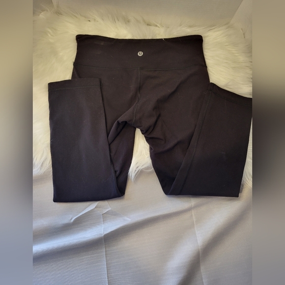 Lululemon Womens  Black Leggings Capris, Size 6 - Picture 5 of 5